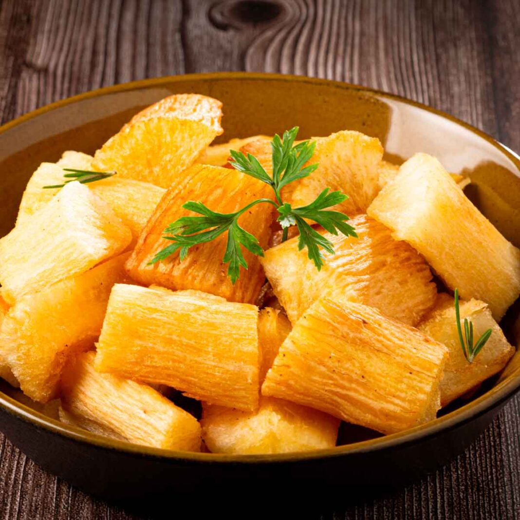 Mandioca Cozida: Receita Tradicional e Versátil 2026