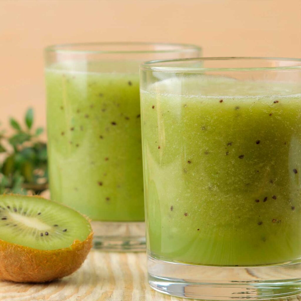 como fazer suco de kiwi