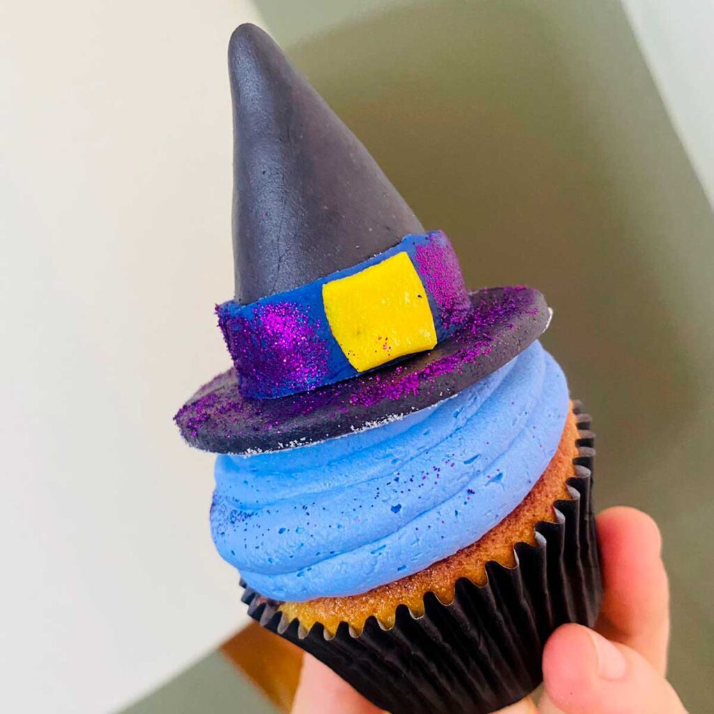 cupcake halloween chapeu de bruxa