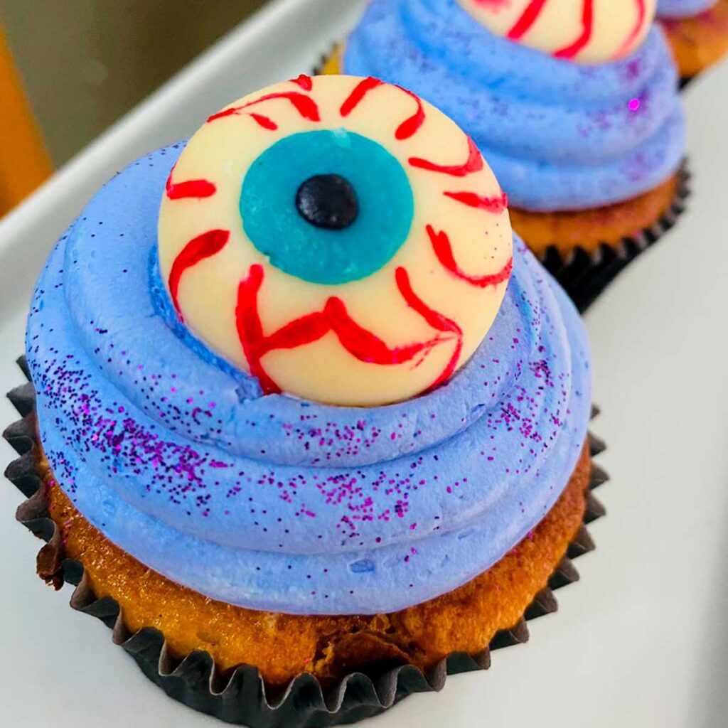 cupcake halloween olhos