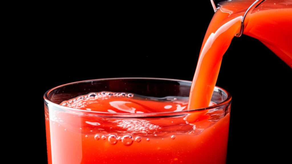 suco de beterraba laranja e cenoura delicioso